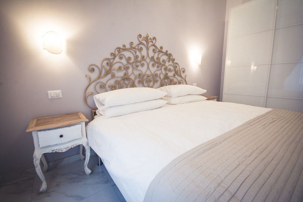 The golden keys rome Double Room 9