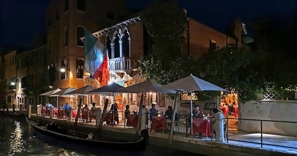 undefined Ca' Messner 5 Leoni 6