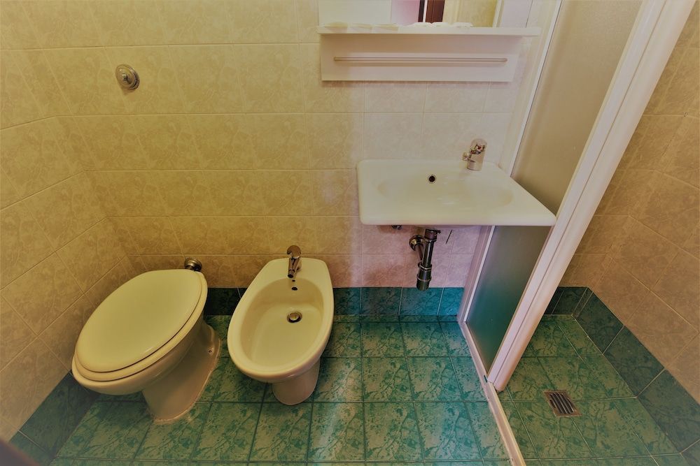 undefined Hotel Palazzuolo 8