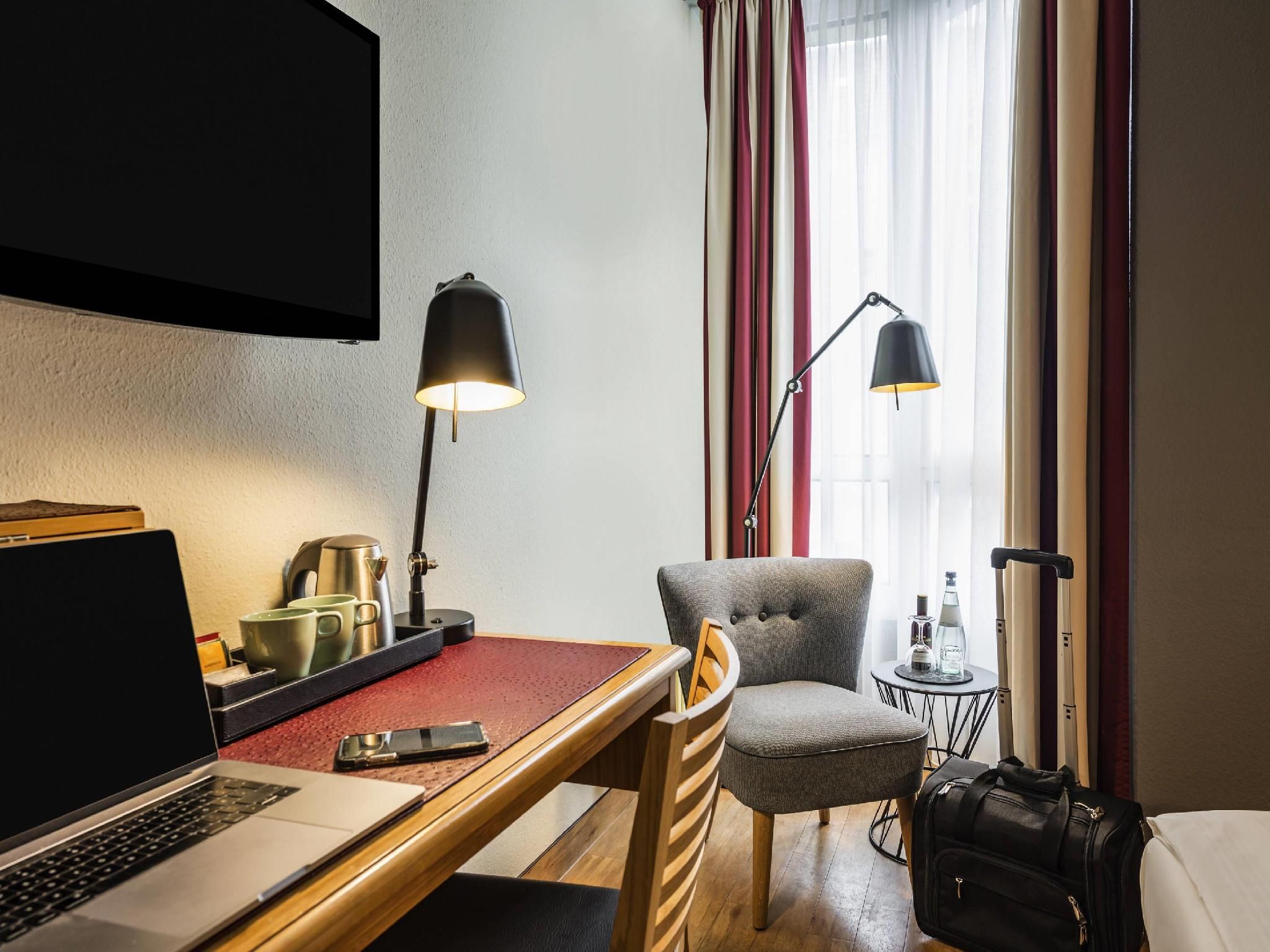 Mercure Hotel Berlin Zentrum Standard Double 11