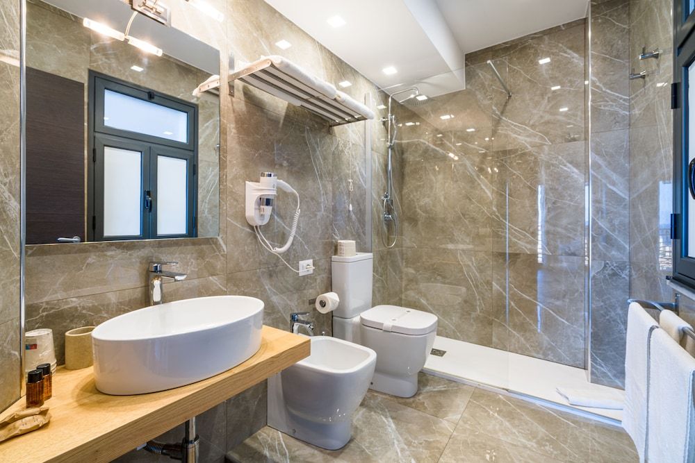 Taormina Palace Hotel Panoramic Quadruple Room 6