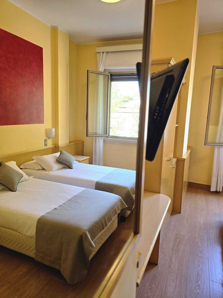 Mokinba Hotels Sant'Ambroeus Double or Twin Room 2