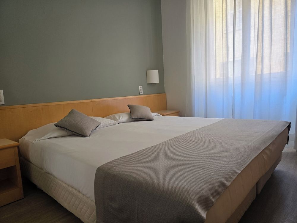 Mokinba Hotels Sant'Ambroeus Double or Twin Room 7