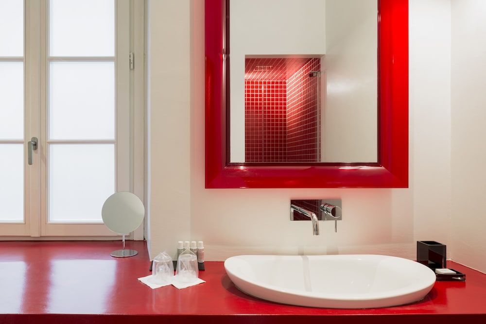 Palazzo Segreti Deluxe Double Room, City View 8