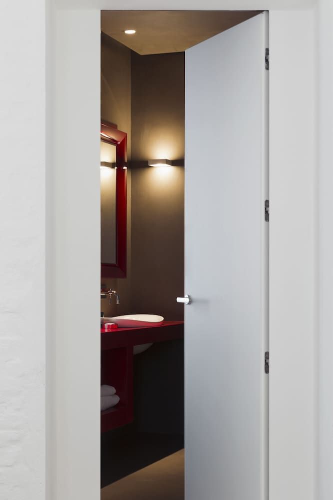 Palazzo Segreti Deluxe Double Room, City View 7