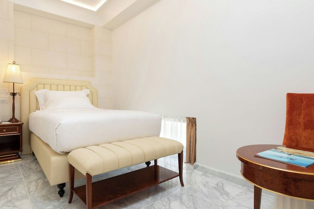 Duplex, 1 Twin Bed (No View)