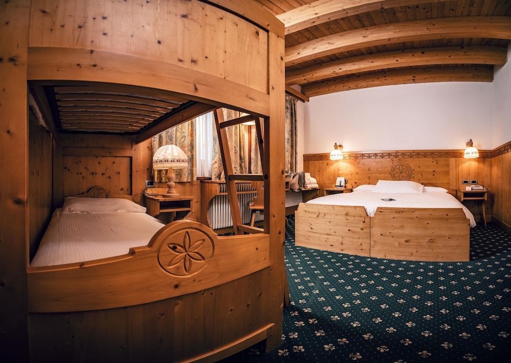 San Giacomo Family Room