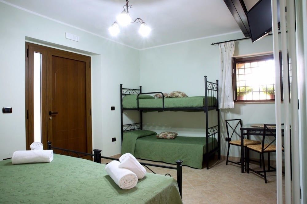 Triple Room, Accessible, Garden View