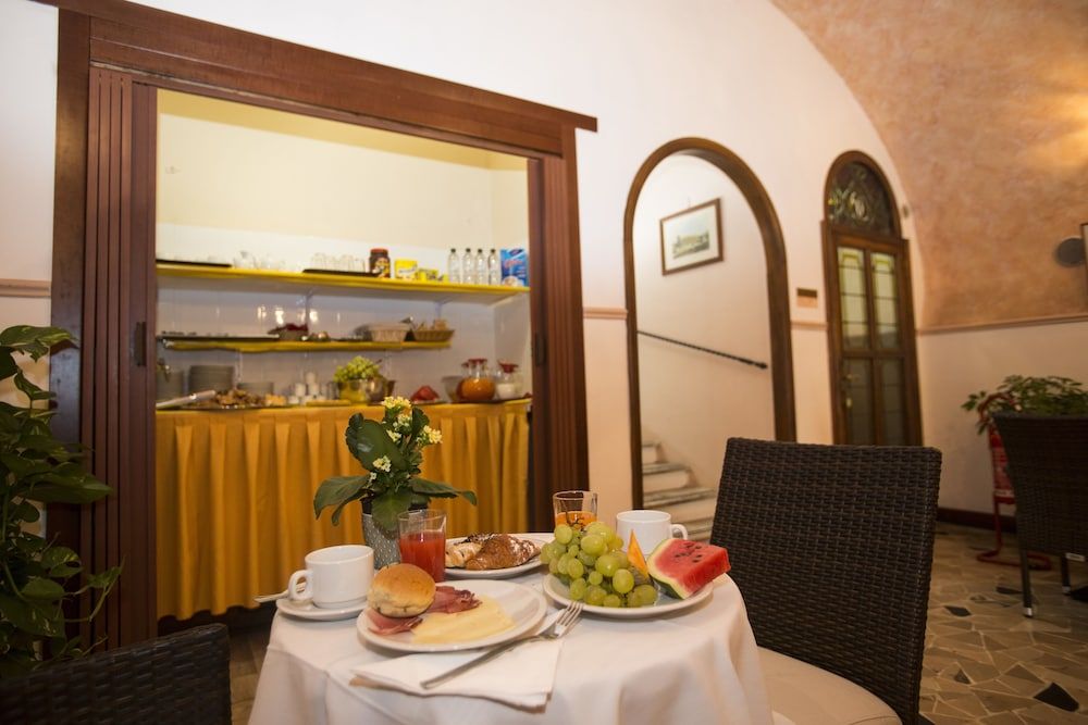 undefined Gaudí Guesthouse 5