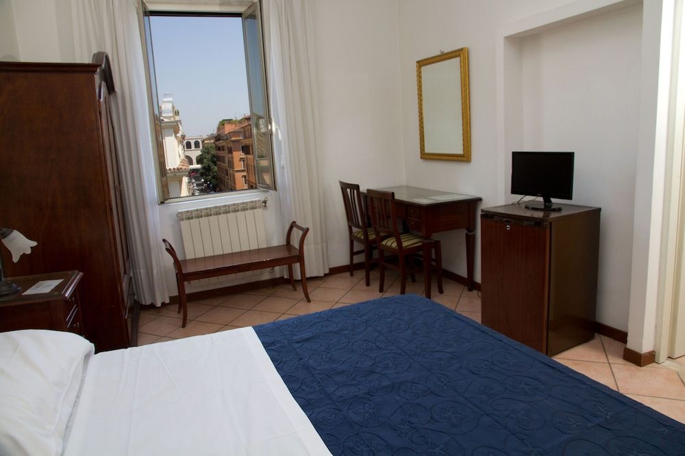 undefined Gaudí Guesthouse 2