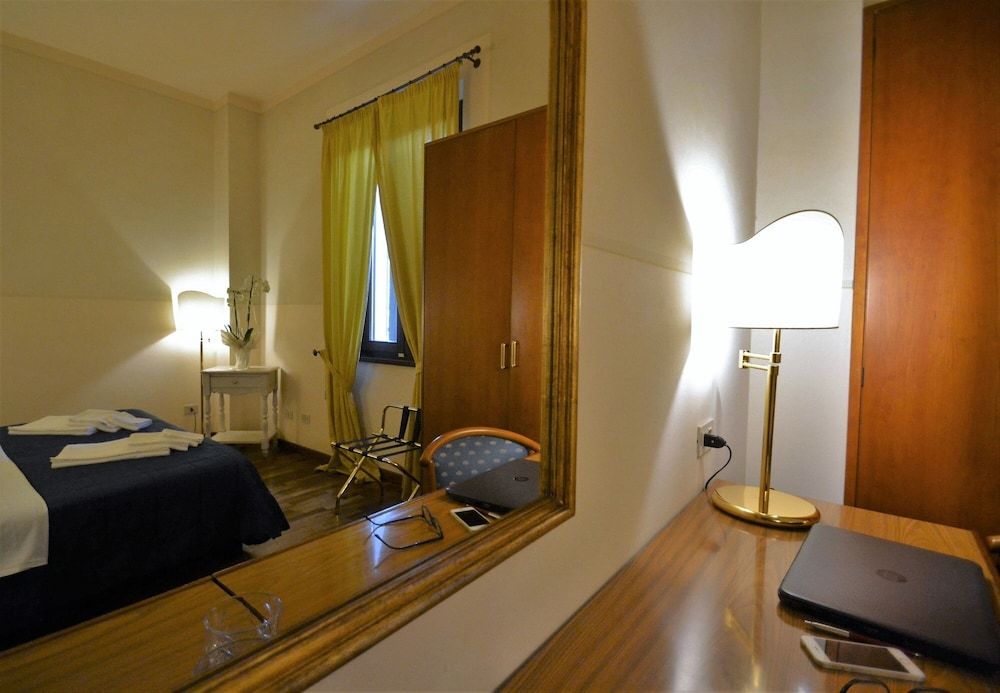 Hotel Posta Standard Double Room, 1 Double or 2 Twin Beds 5