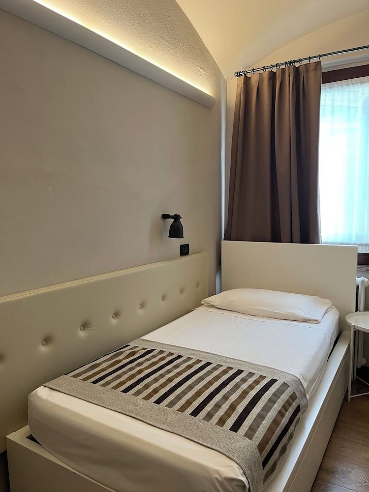 Antico Residence , Mantegna Hotels Single Room, 1 Bedroom 2