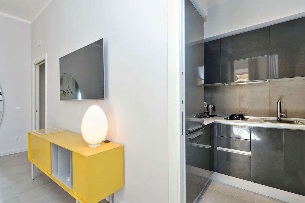 Propaganda Suites Deluxe Townhome 25