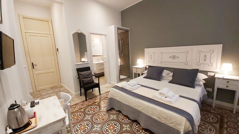 B&B Trapani Granveliero Romantic Double Room 3