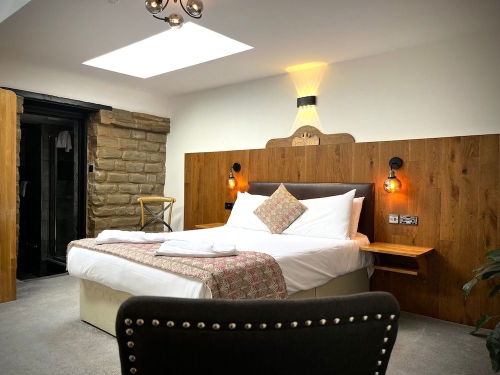 The Blue Boar Inn King Room 4