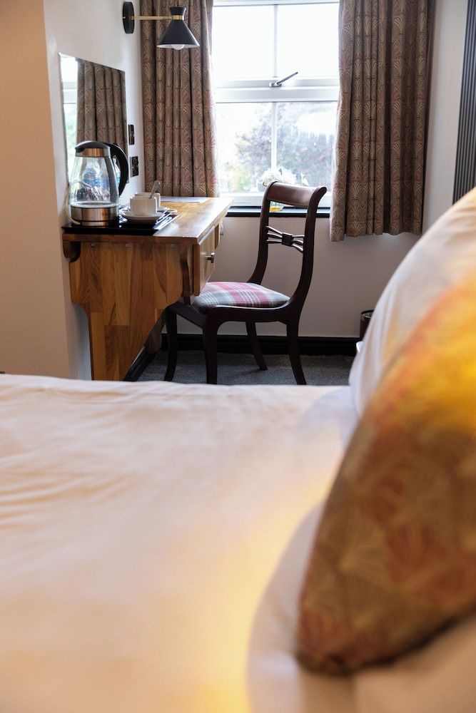 The Blue Boar Inn King Room 16