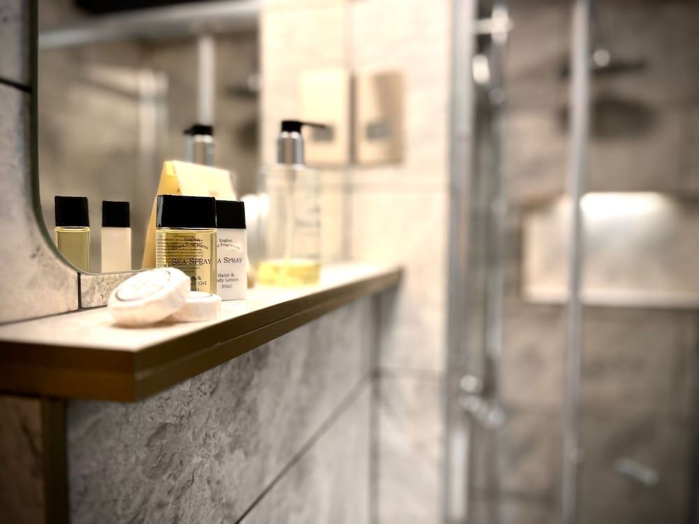 The Blue Boar Inn King Room 22