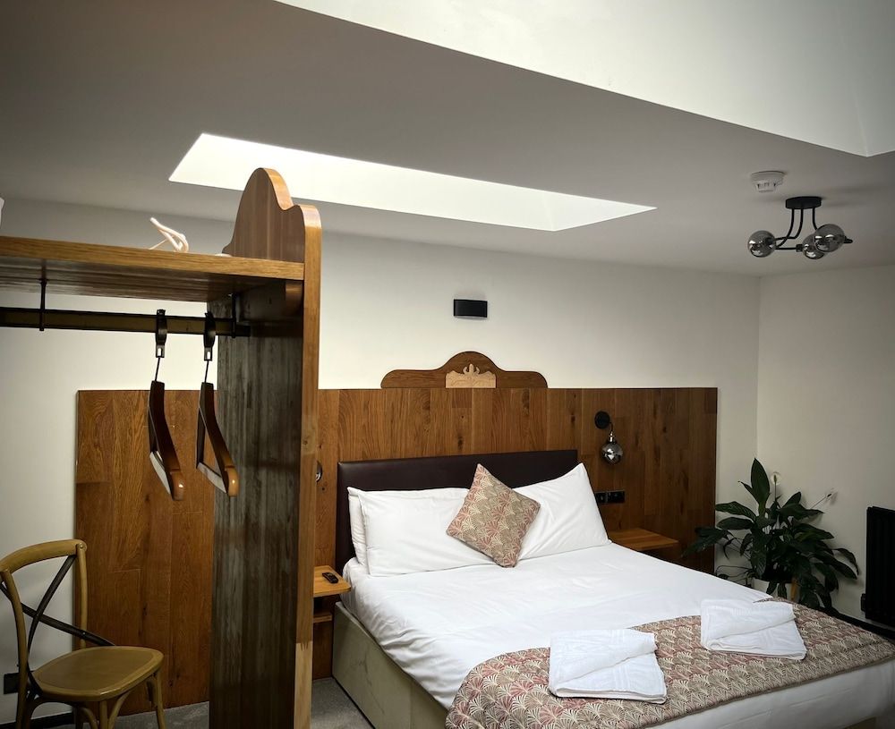 The Blue Boar Inn King Room 2