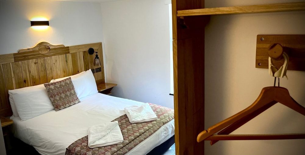 The Blue Boar Inn Double Room 3