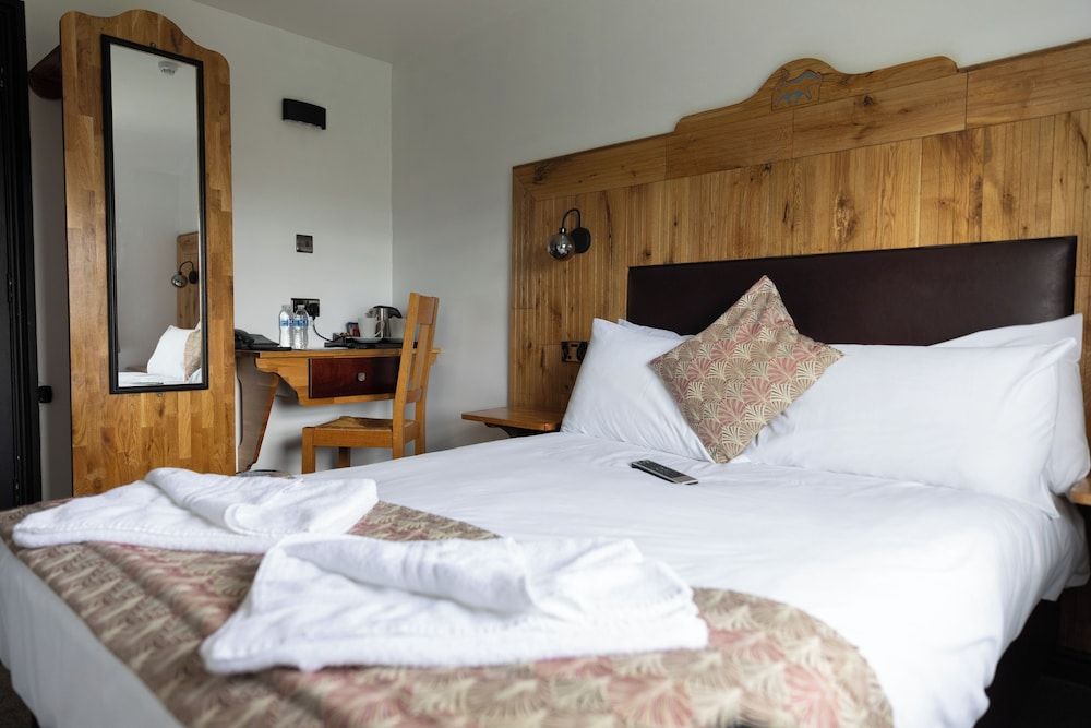 The Blue Boar Inn King Room 7