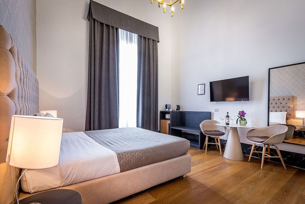 La Torre Del Cestello Superior Double Room, 1 King Bed 4