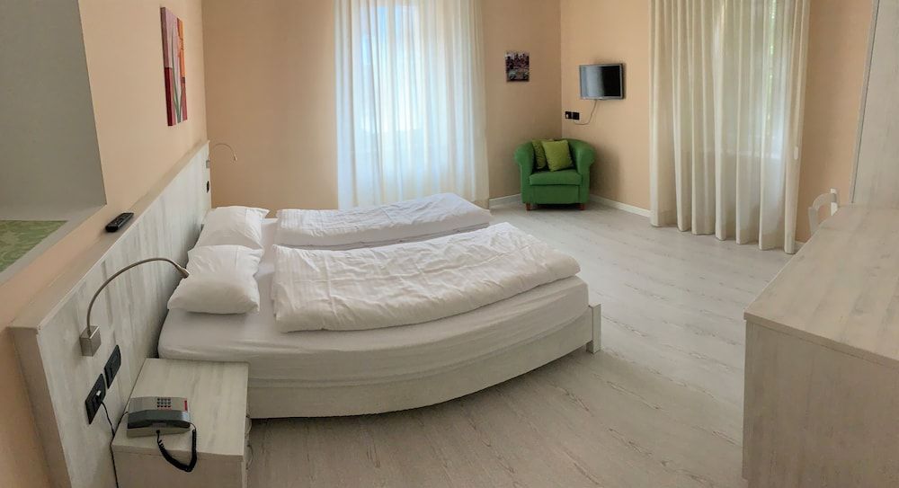 Junior Triple Room