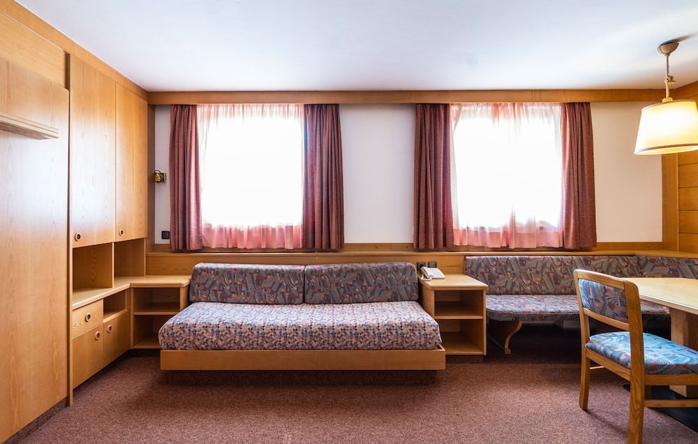 Apartments Lores Studio with balcony (2 adults) 4