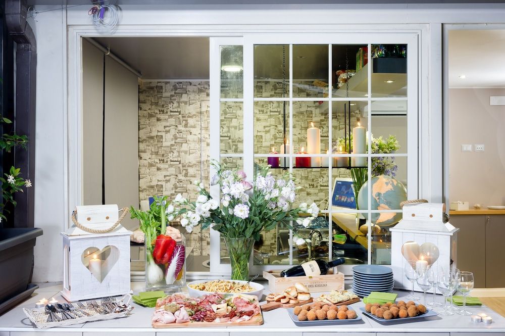 undefined Vico Rooms and Terrace 8