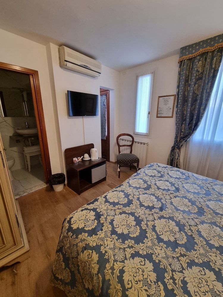 undefined Albergo Casa Peron 9