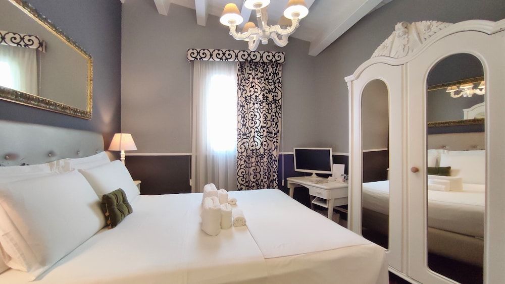 Dimora bellini by Hotel Bellini sas Standard Double Room, 1 Double Bed 4