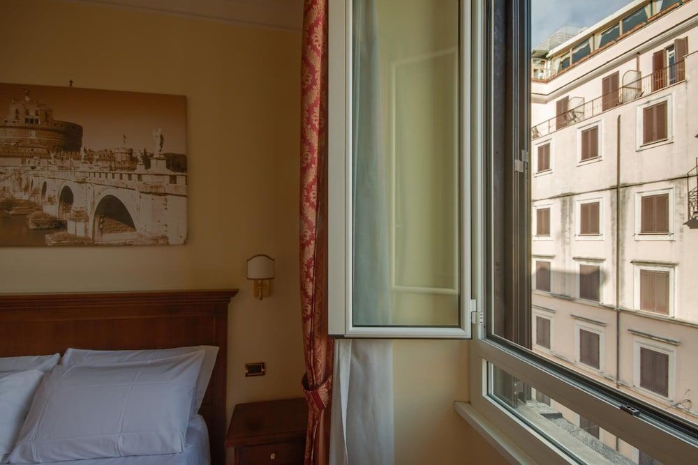 undefined Hotel RomAntica 10