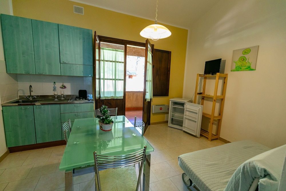 Residence Il Paradiso Apartment, 1 Bedroom, Ground Floor (Garden) 5