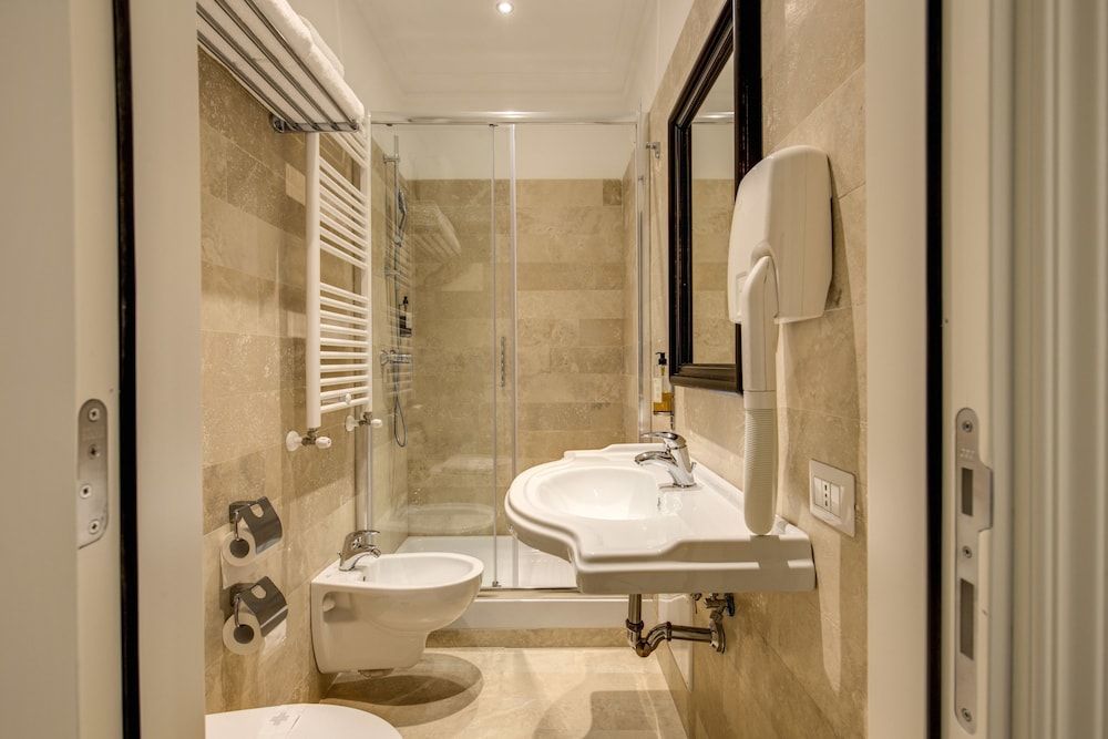 undefined Hotel Tito 4