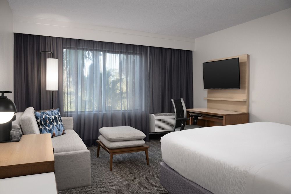 undefined Courtyard by Marriott Orlando East/UCF Area 8