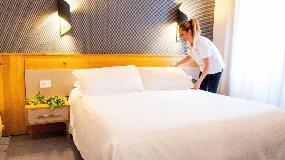 Diana Pompei Family Room 3