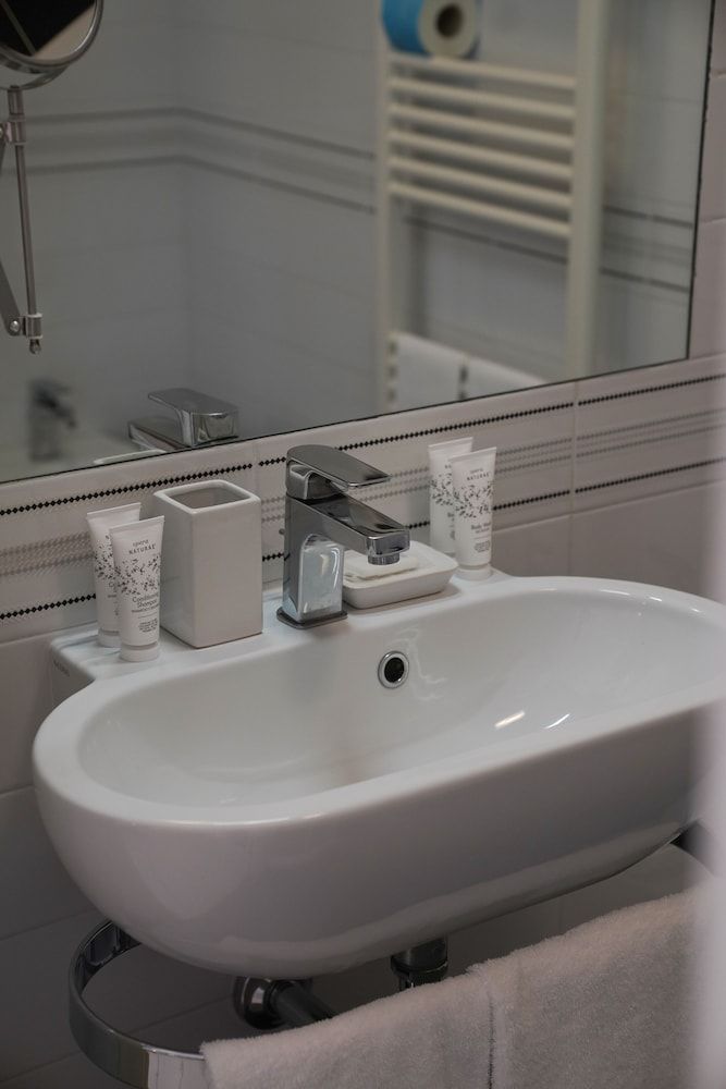 Affittacamere Alba Standard Double Room 9