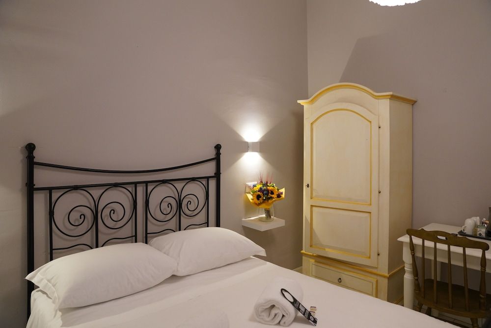 Affittacamere Alba Standard Double Room 4