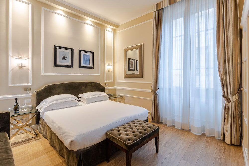 FH55 Hotel Calzaiuoli Superior Double or Twin Room