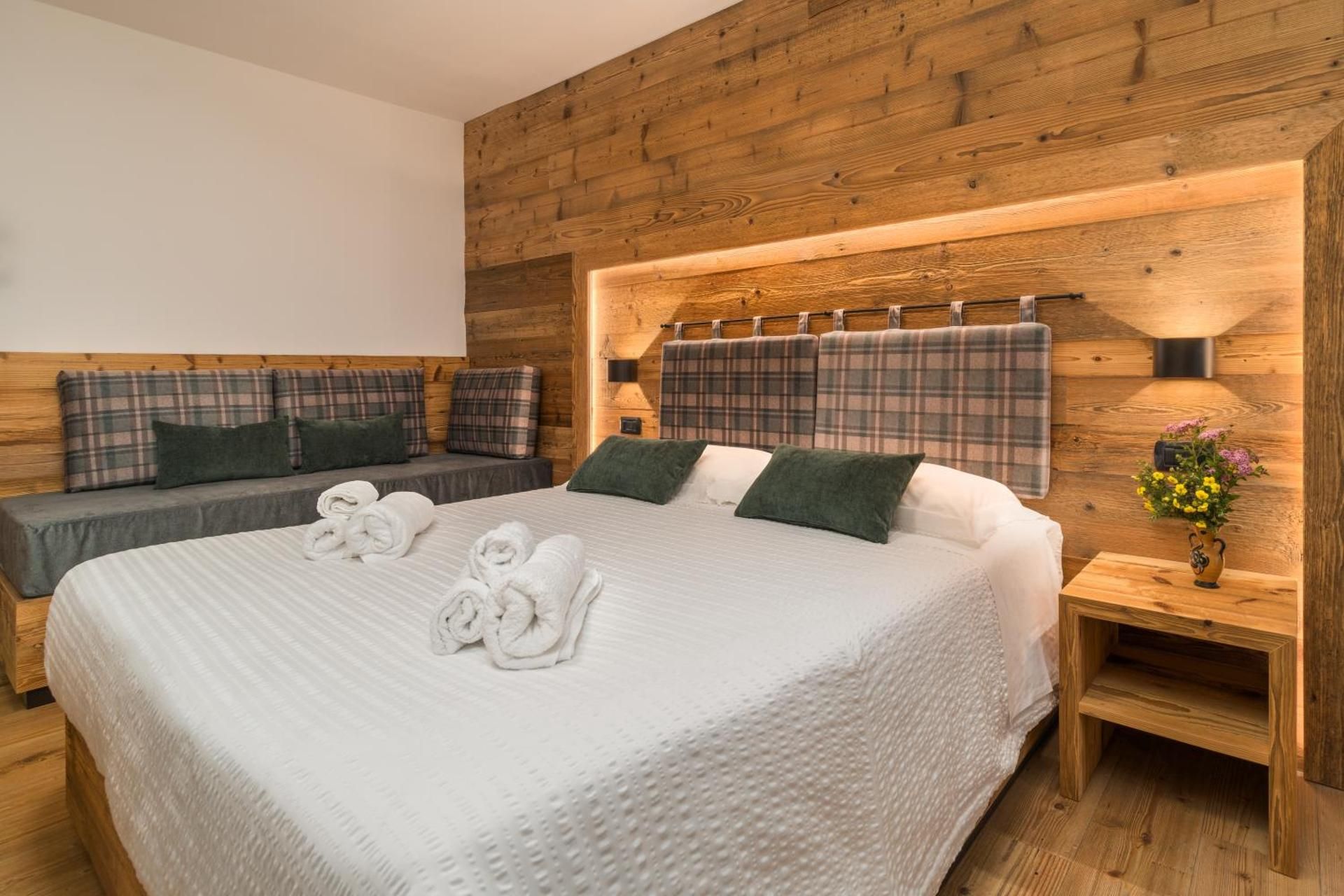Comfort Triple Room