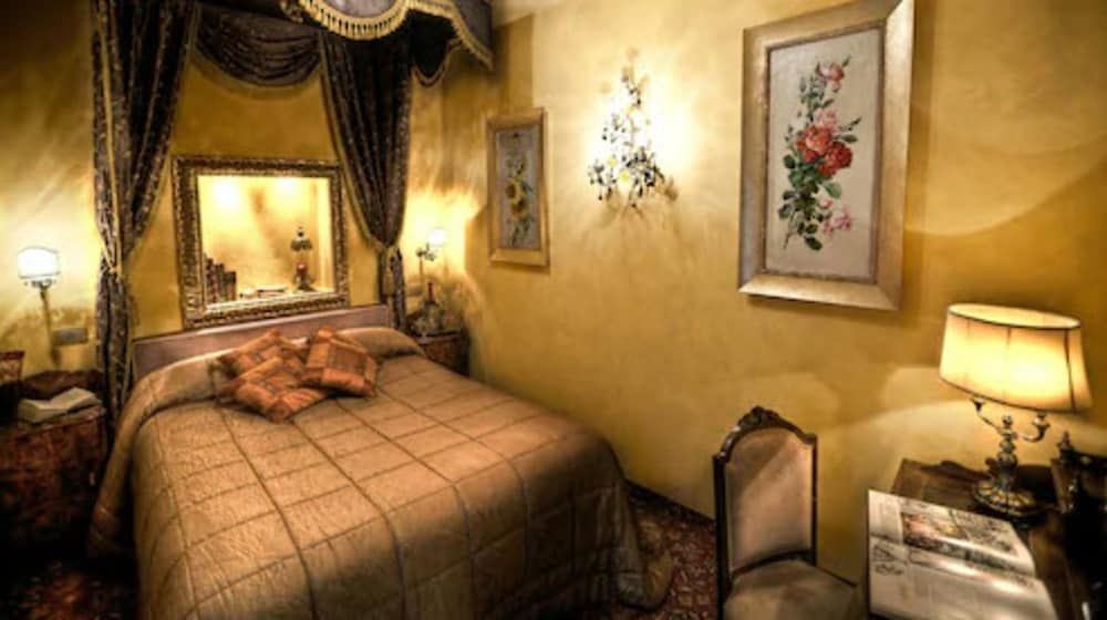 undefined Boutique Hotel Campo dé Fiori 2
