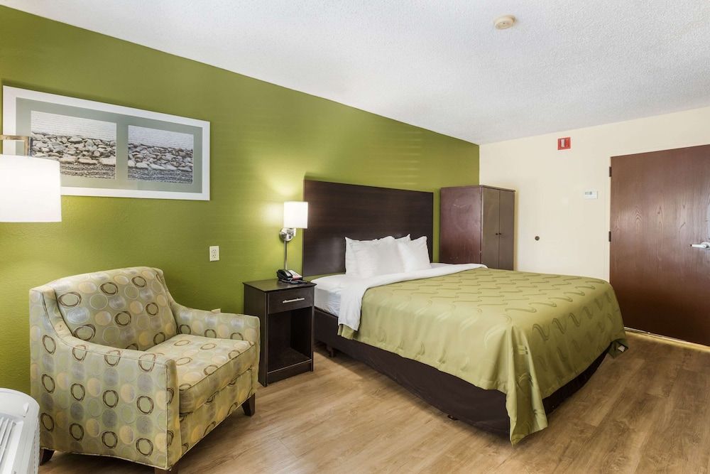 Room, 1 King Bed with Sofa bed, Accessible, Non Smoking
