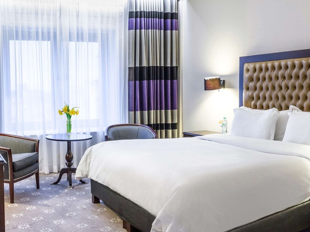 Superior Room, 1 Queen Bed, Accessible