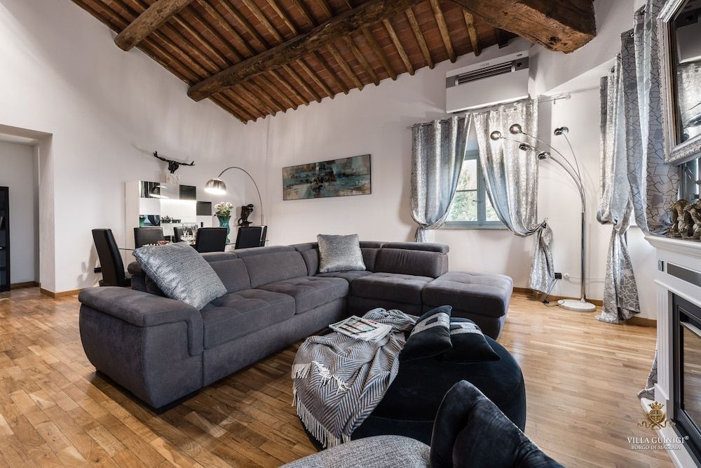 Luxury Apartment, 3 Bedrooms, Valley View, Poolside