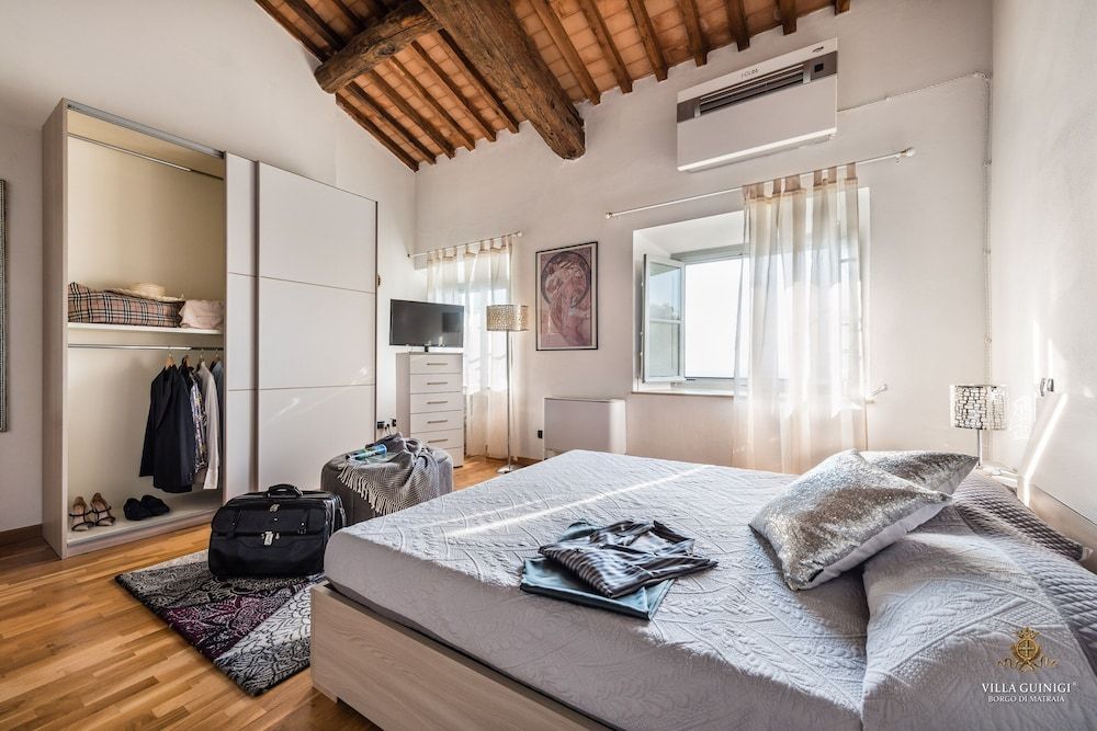 Deluxe Apartment, 2 Bedrooms, Valley View, Poolside