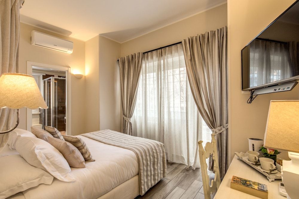 Casa Mia Vaticano Guest House Double or Twin Room 9