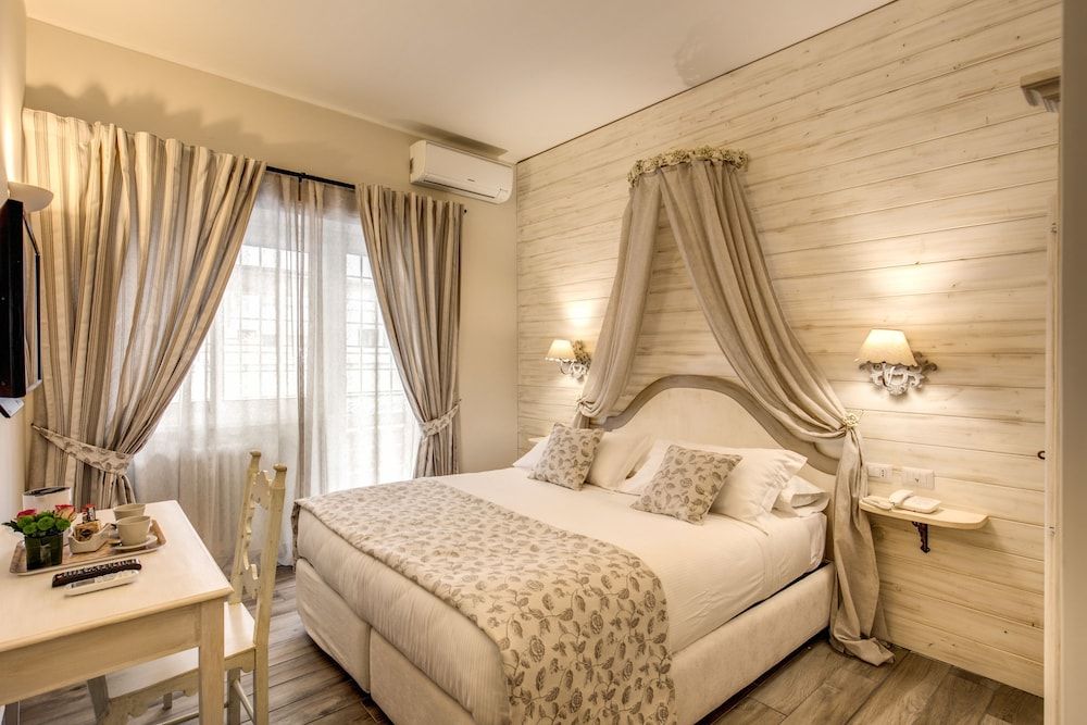 Casa Mia Vaticano Guest House Double or Twin Room 3