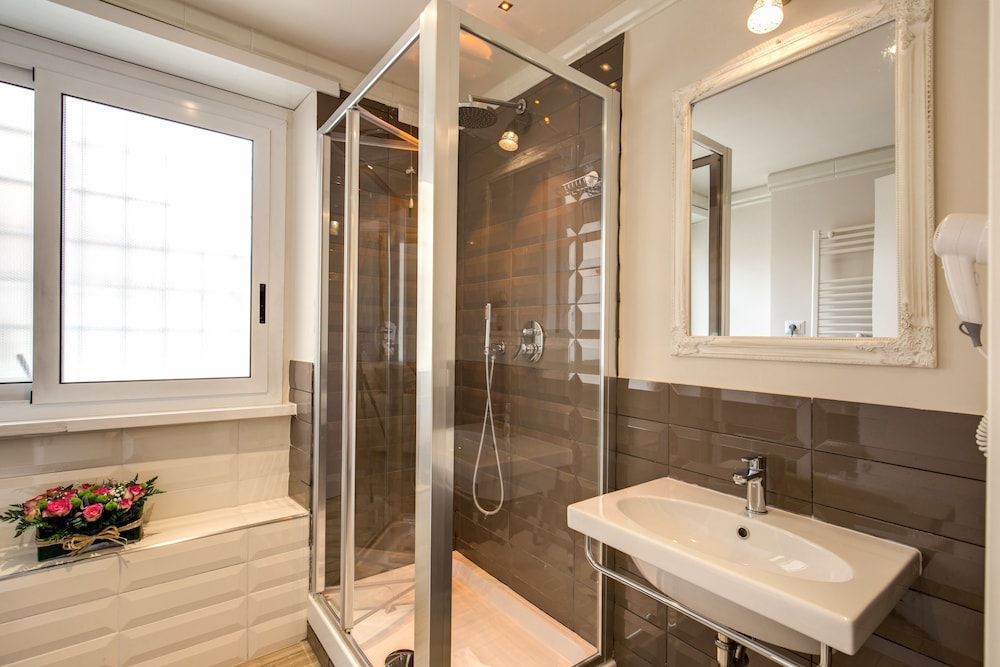 Casa Mia Vaticano Guest House Double or Twin Room 18