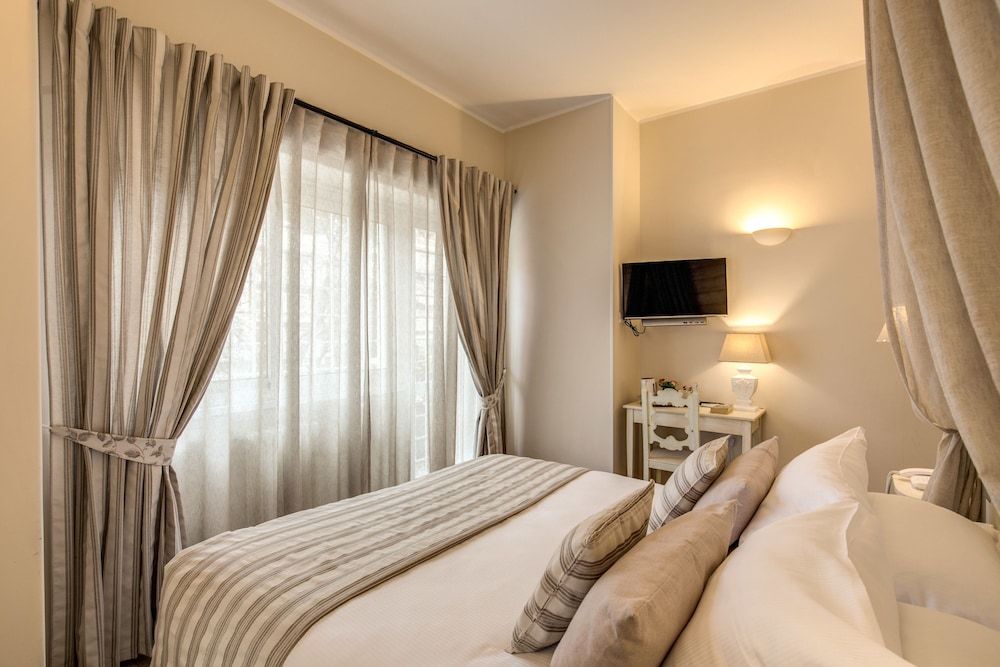 Casa Mia Vaticano Guest House Double or Twin Room 13