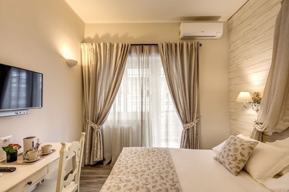 Casa Mia Vaticano Guest House Double or Twin Room 7