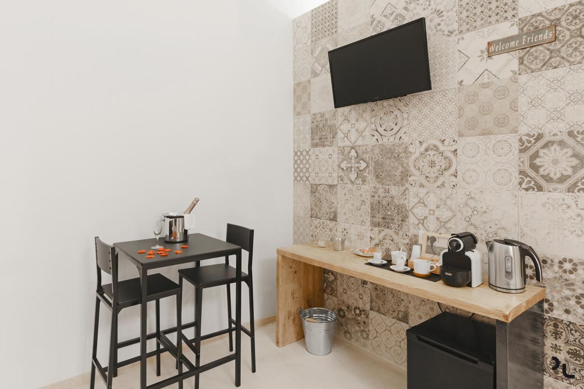 Deluxe Double Room with Bathtub